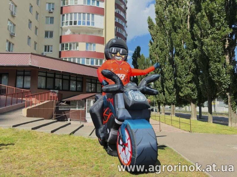 Наружная реклама человек надувной 3D копии товаров, персонажей, животных 3.4 м